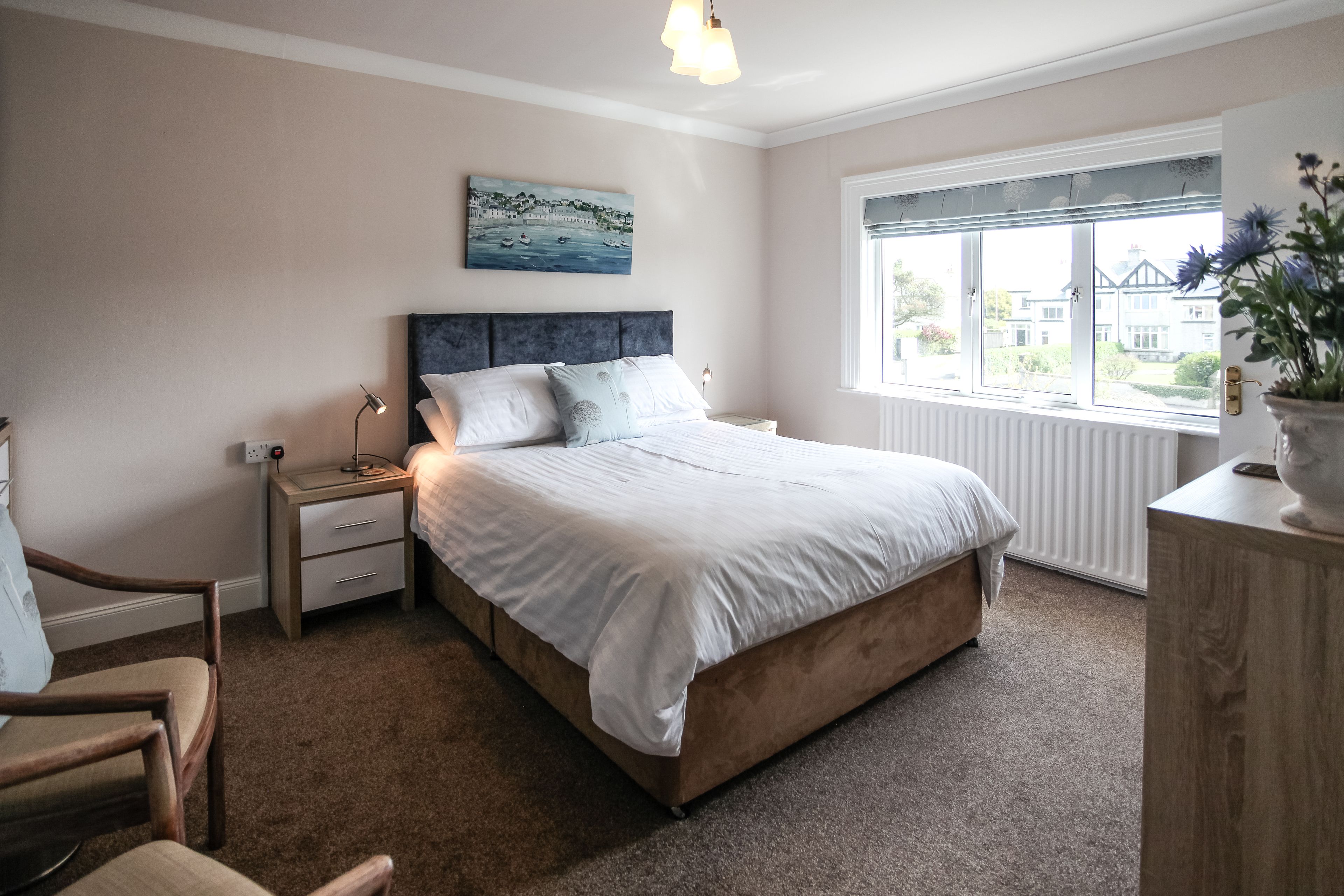 Doppelzimmer | Bettwäsche aus ägyptischer Baumwolle, hochwertige Bettwaren, Zimmersafe