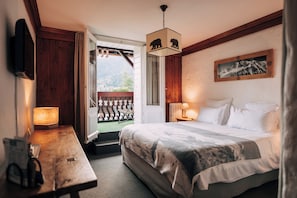 Kamar Double atau Twin Deluks | Pemandangan gunung