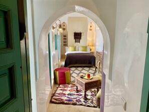 Suite (Ginger) | Premium bedding, in-room safe, blackout drapes, soundproofing - Riad 11 Zitoune (Marrakech)