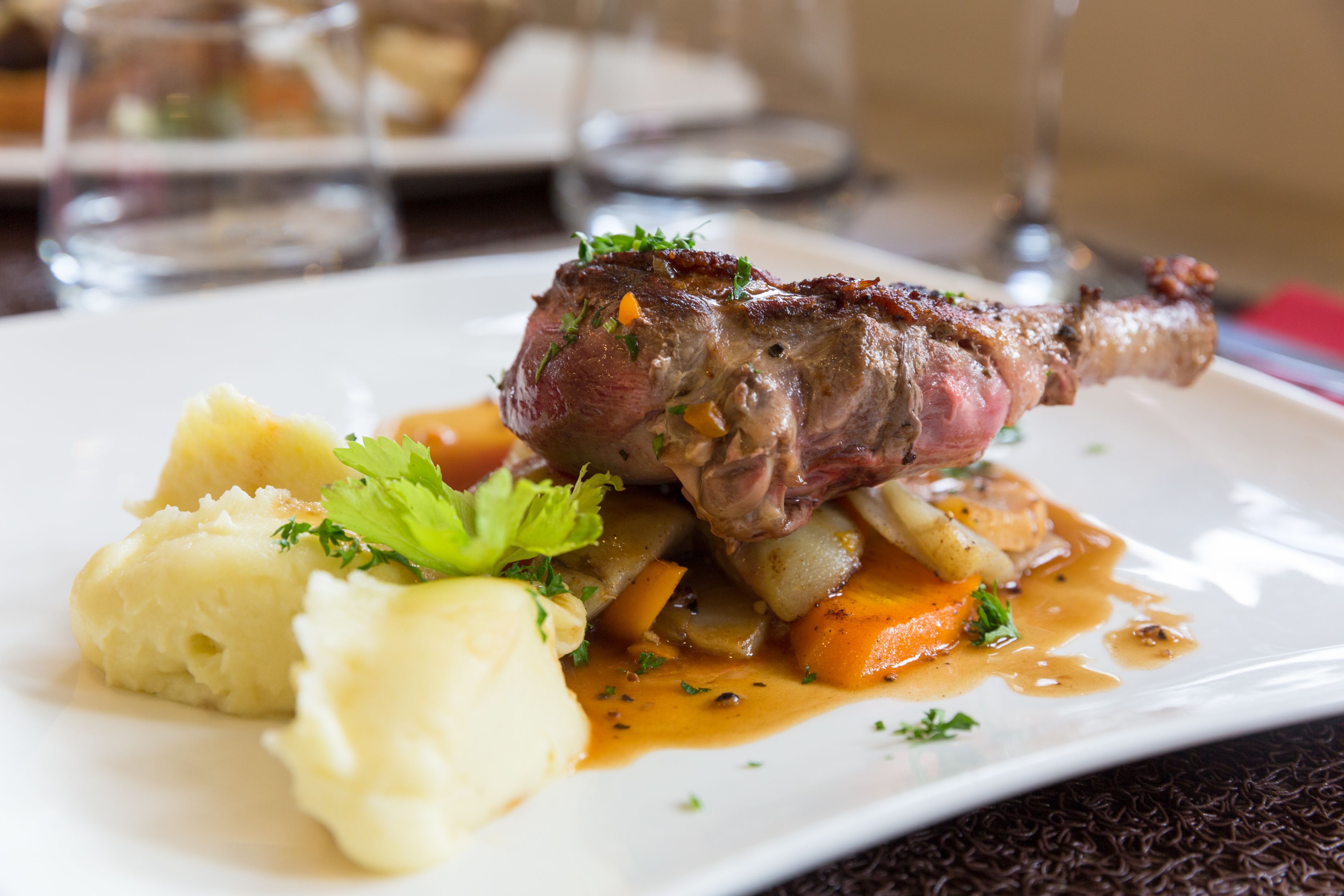 lunch and dinner served