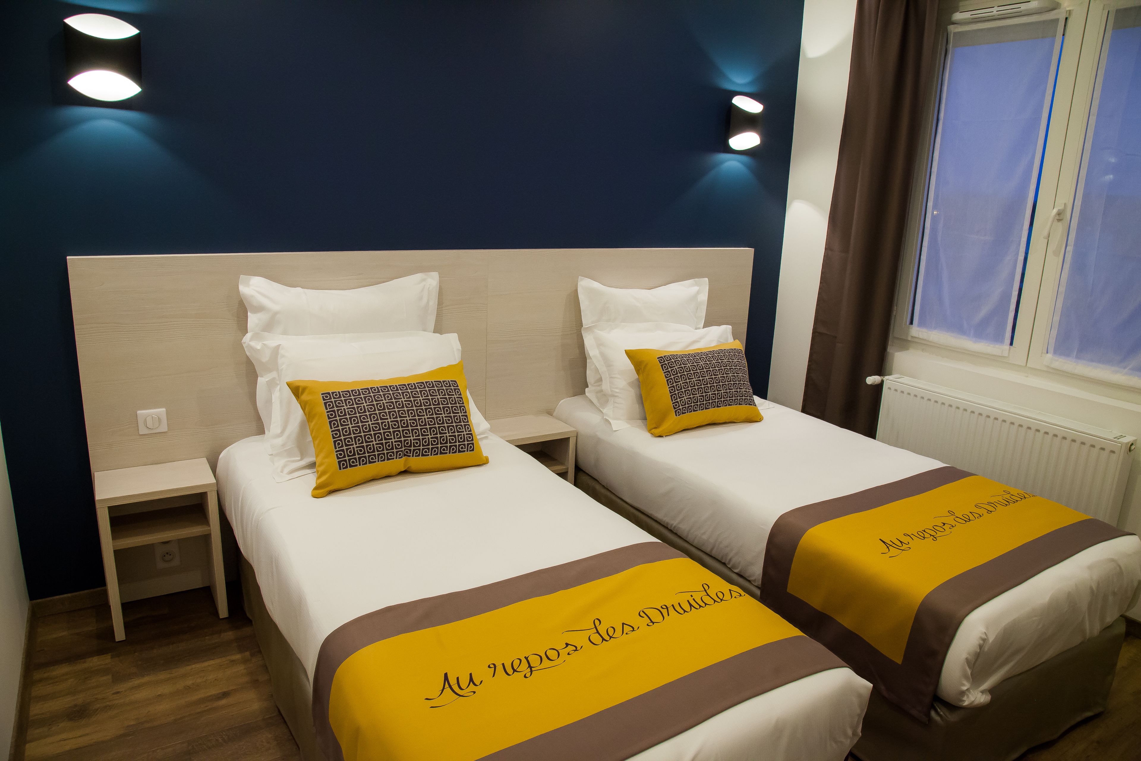 twin room | 1 bedroom, minibar, desk, soundproofing