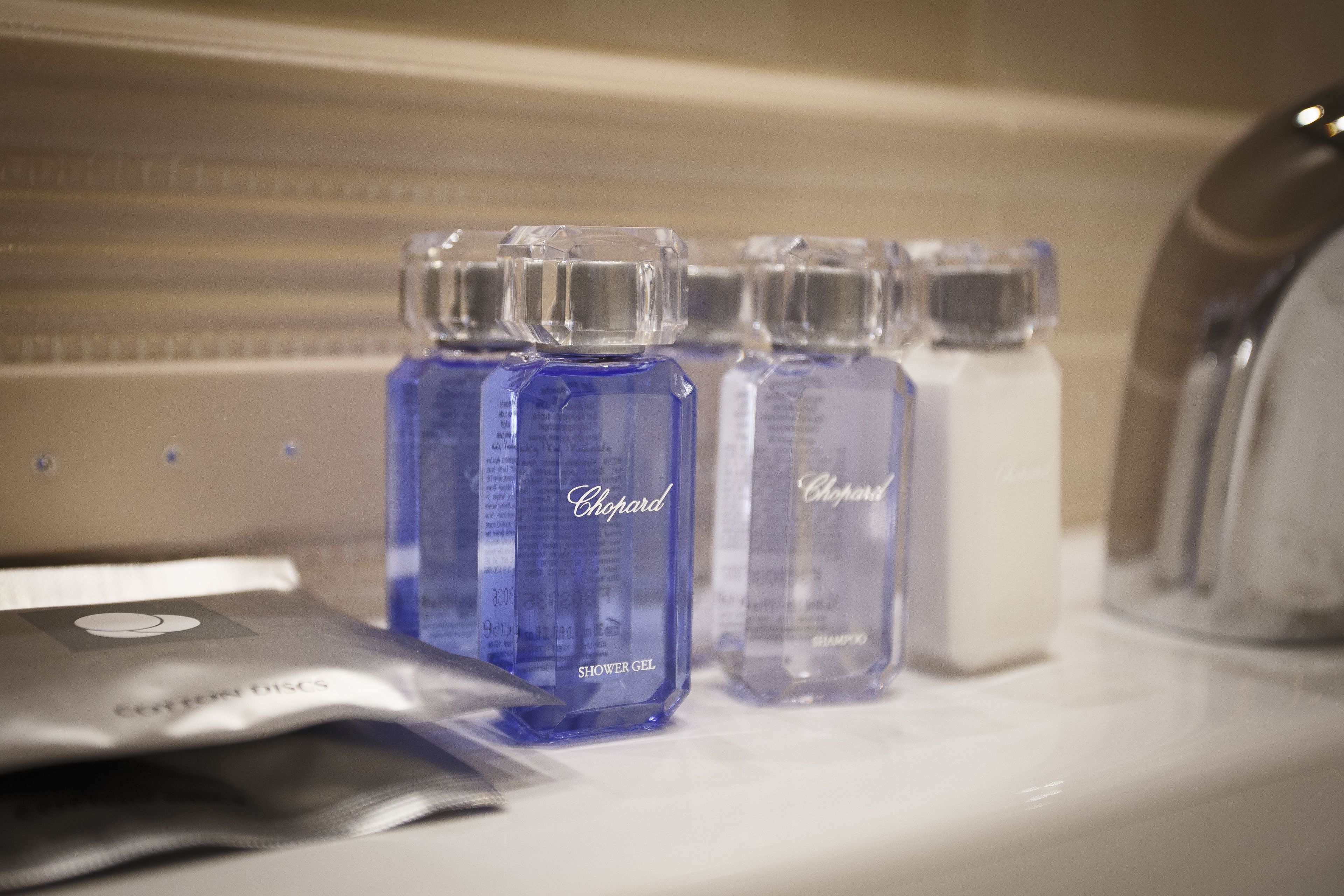 comfort room | bathroom | shower, free toiletries, hair dryer, towels