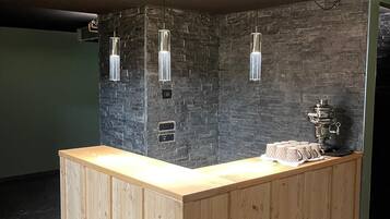 Piscine extérieure (ouverte en saison)