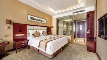 Minibar, coffres-forts dans les chambres, fer et planche Ă repasser