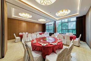 Restaurant - Broma Hotel (Tongchuan)