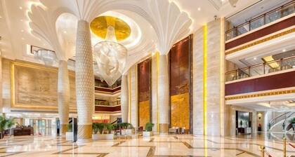 Glory Charm Hotel