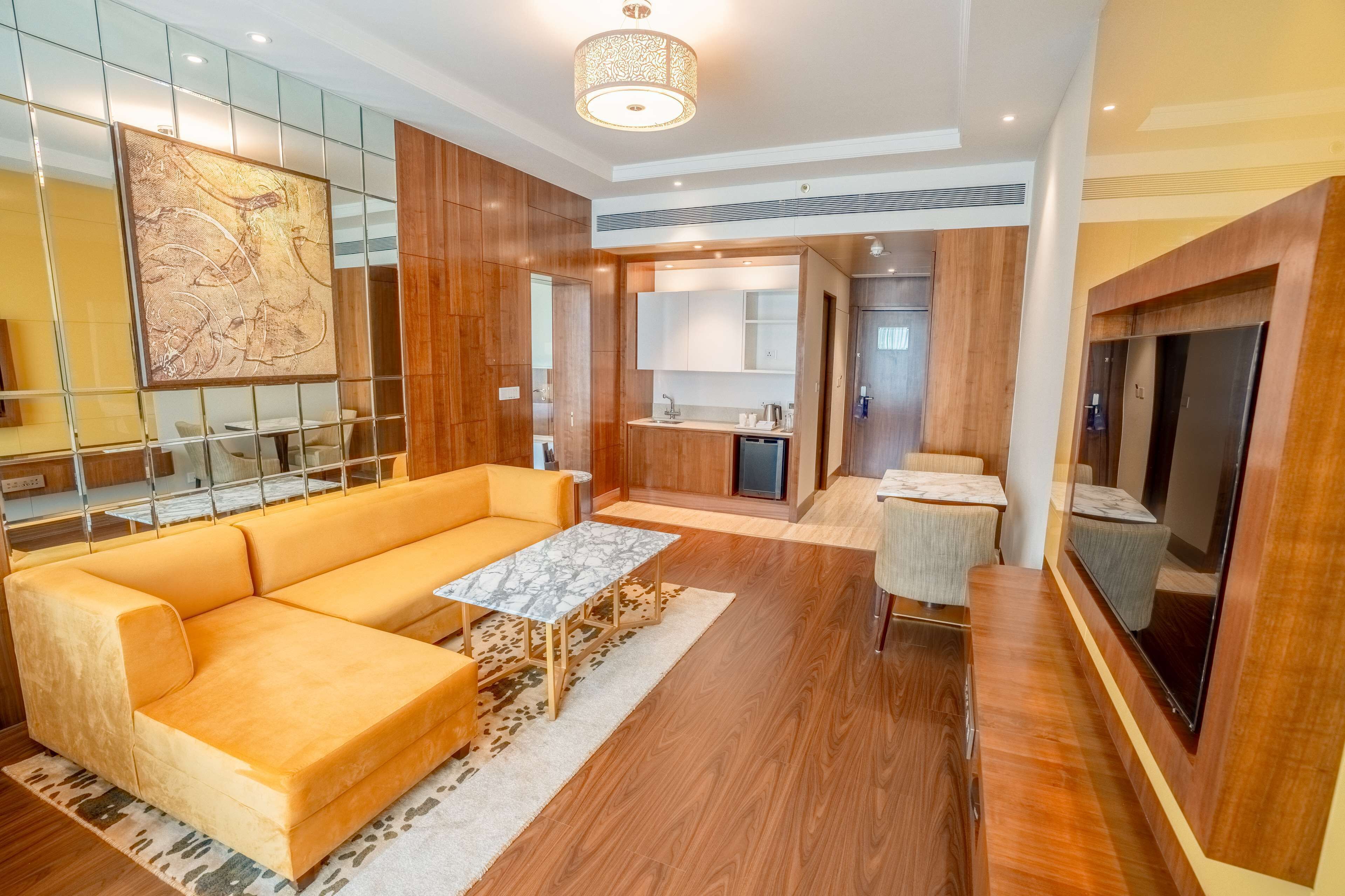 in-room safe, desk, laptop workspace, blackout curtains