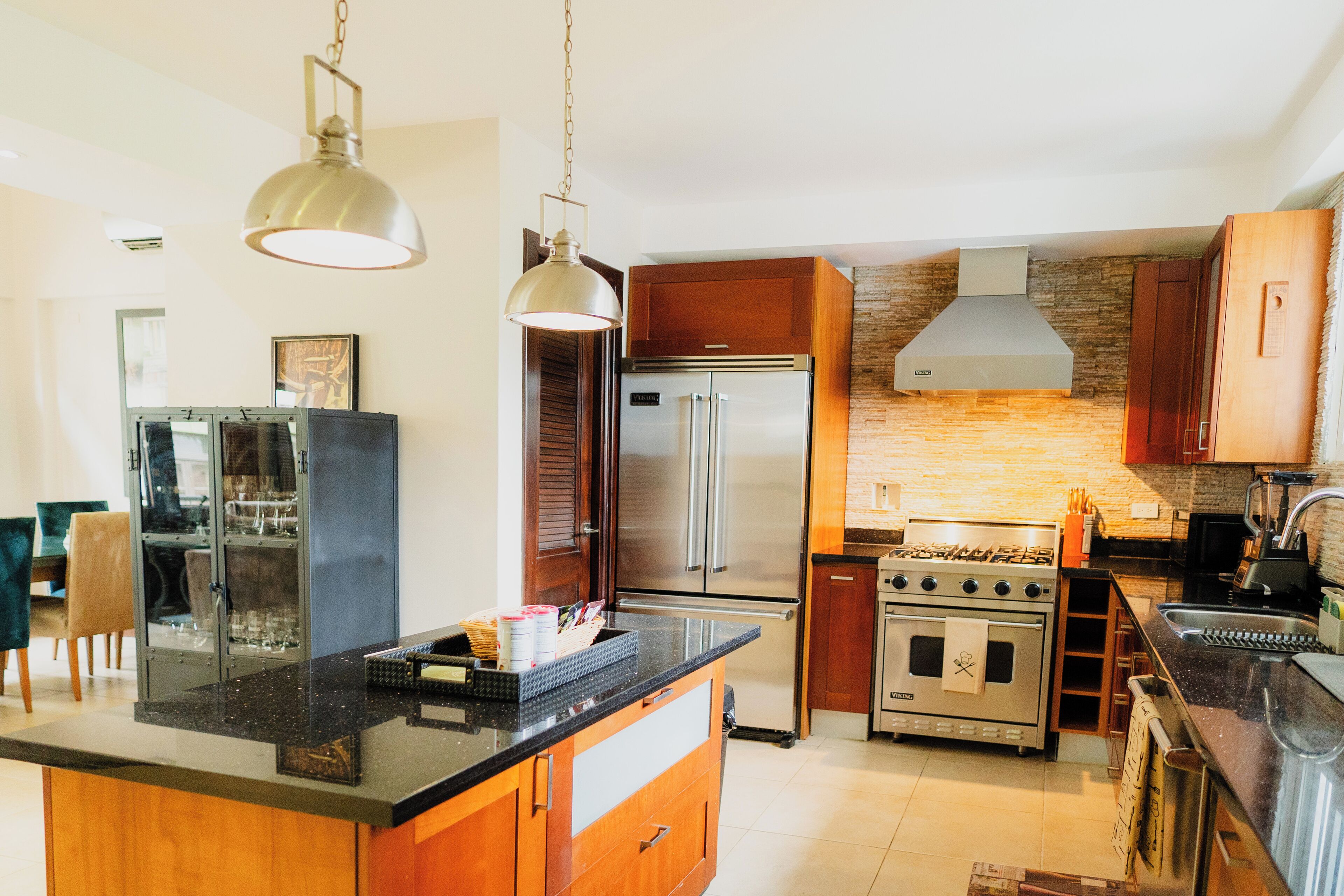 exclusive house | private kitchen | espresso maker, high chair, ice maker