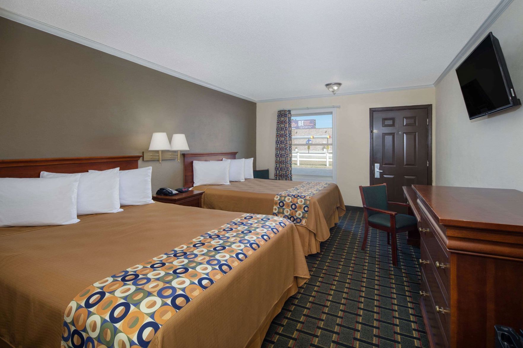 Desk, iron/ironing board, free WiFi, bed sheets