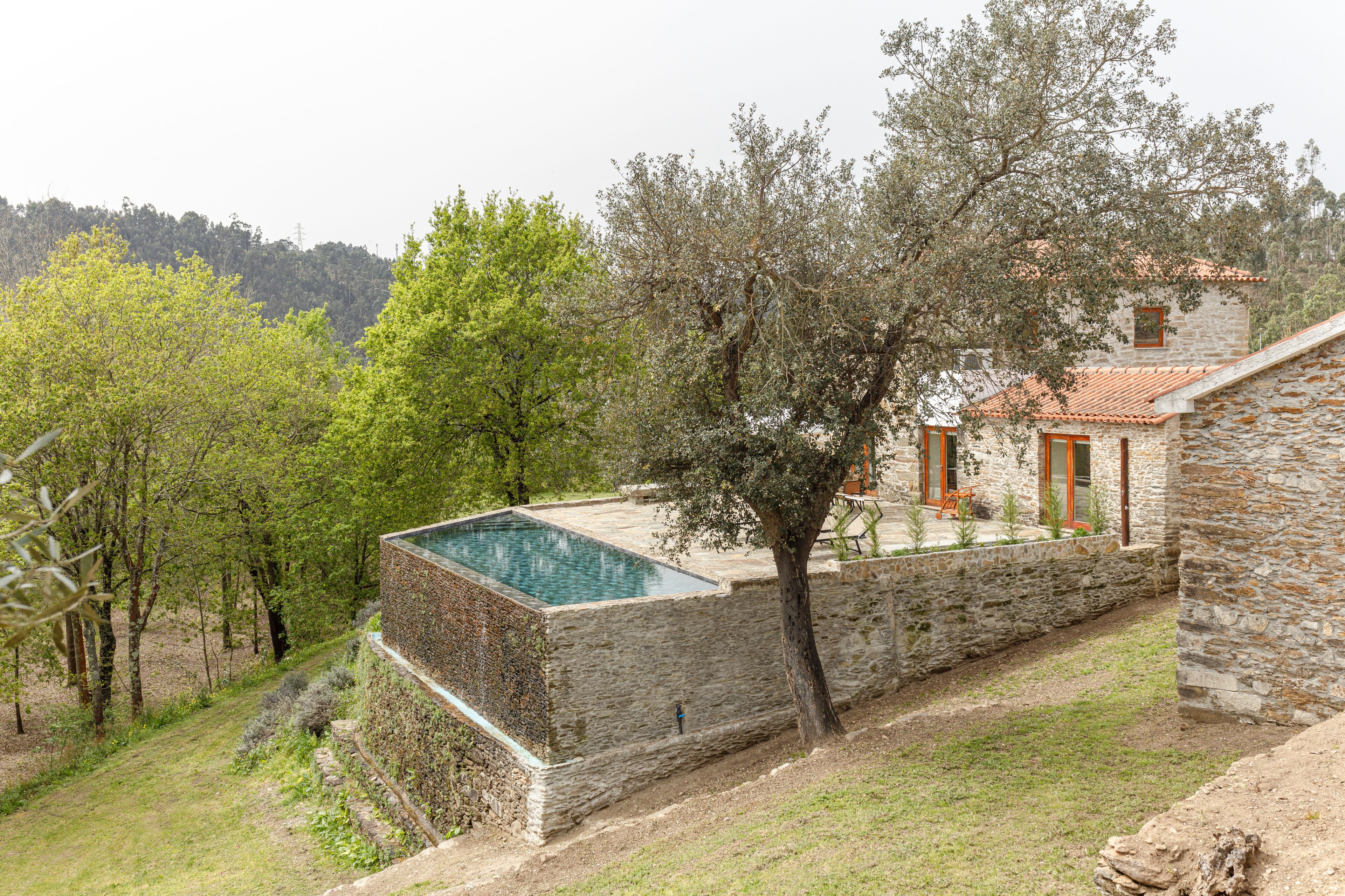 4 piscinas al aire libre