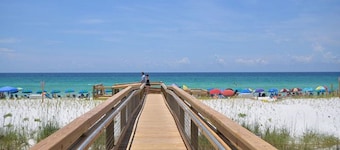 Sandpiper Cove Resort by Panhandle Getaways