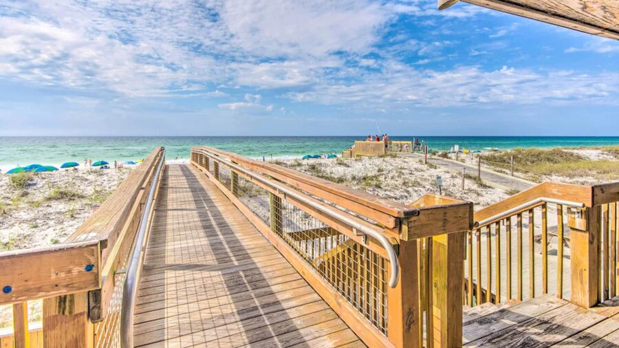 Sandpiper Cove Resort by Panhandle Getaways