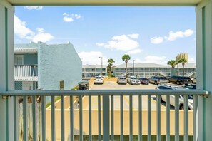 Condo, 2 Bedrooms (B5) | Balcony