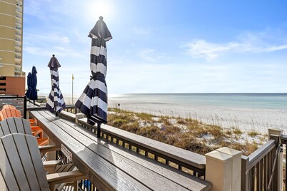 Southern Exposure Townhome by Panhandle Getaways