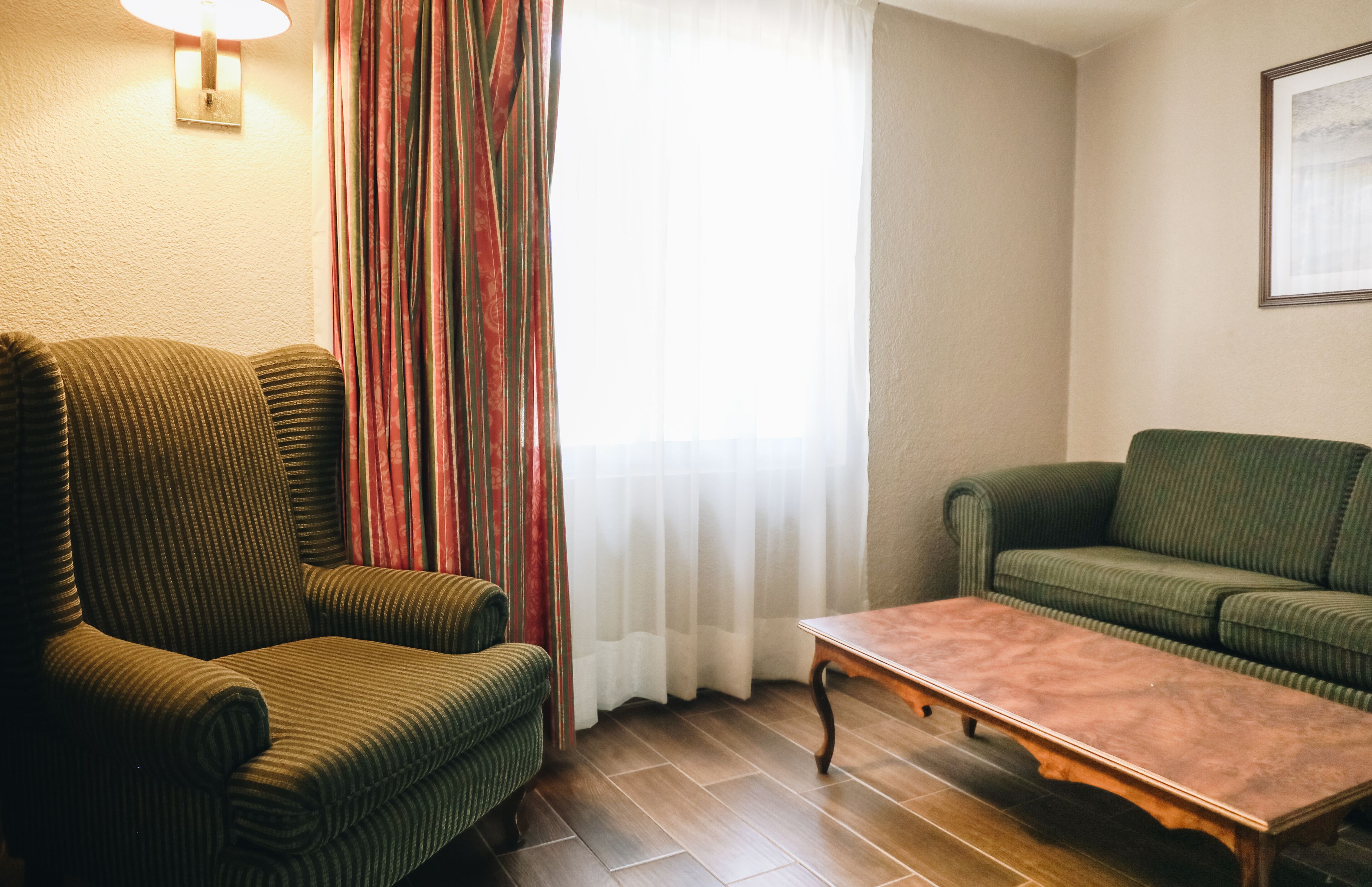 junior suite, 1 king bed | room amenity