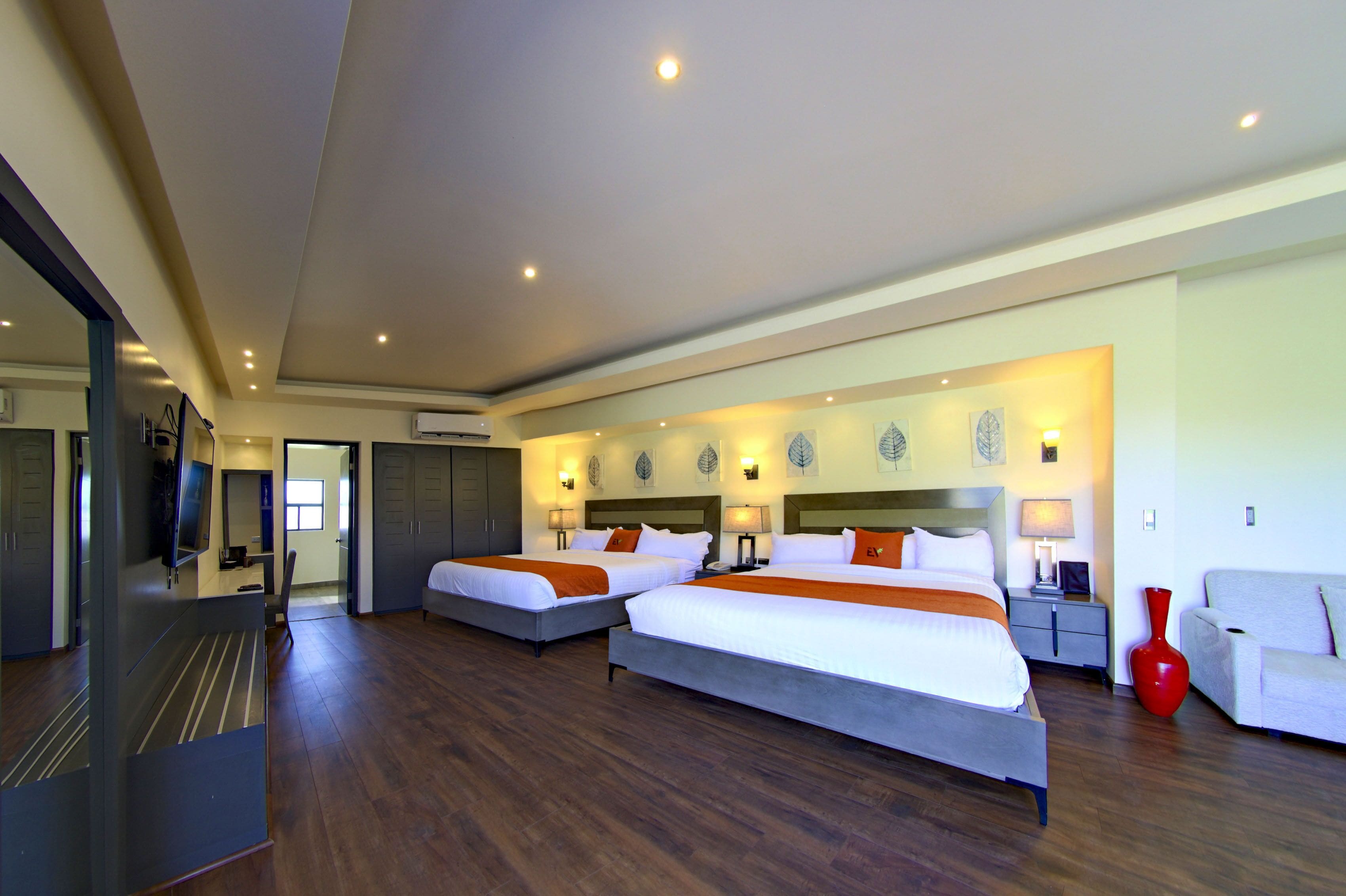 1 bedroom, in-room safe, iron/ironing board, free wifi