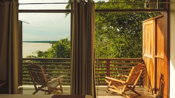 Tweepersoonskamer, uitzicht op rivier | Uitzicht vanuit de kamer