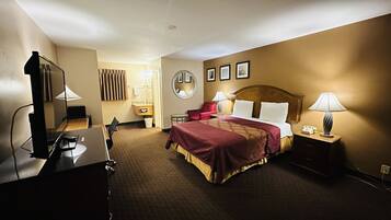 Standard Room, 1 Queen Bed, Non Smoking | Desk, blackout drapes, free WiFi, bed sheets