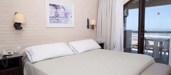 Carilo Soleil Apart Hotel