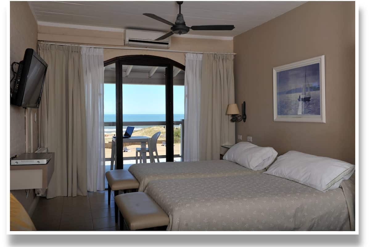 In-room safe, blackout drapes, WiFi (free)
