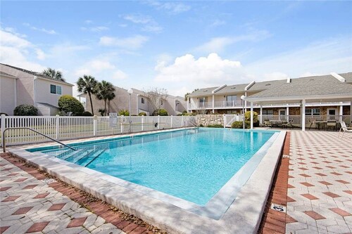 Woodland Shores Beach Resort by Panhandle Getaways