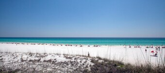 Woodland Shores Beach Resort by Panhandle Getaways