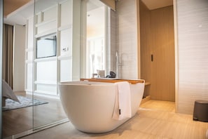 Suite (Vertu) | Bathroom