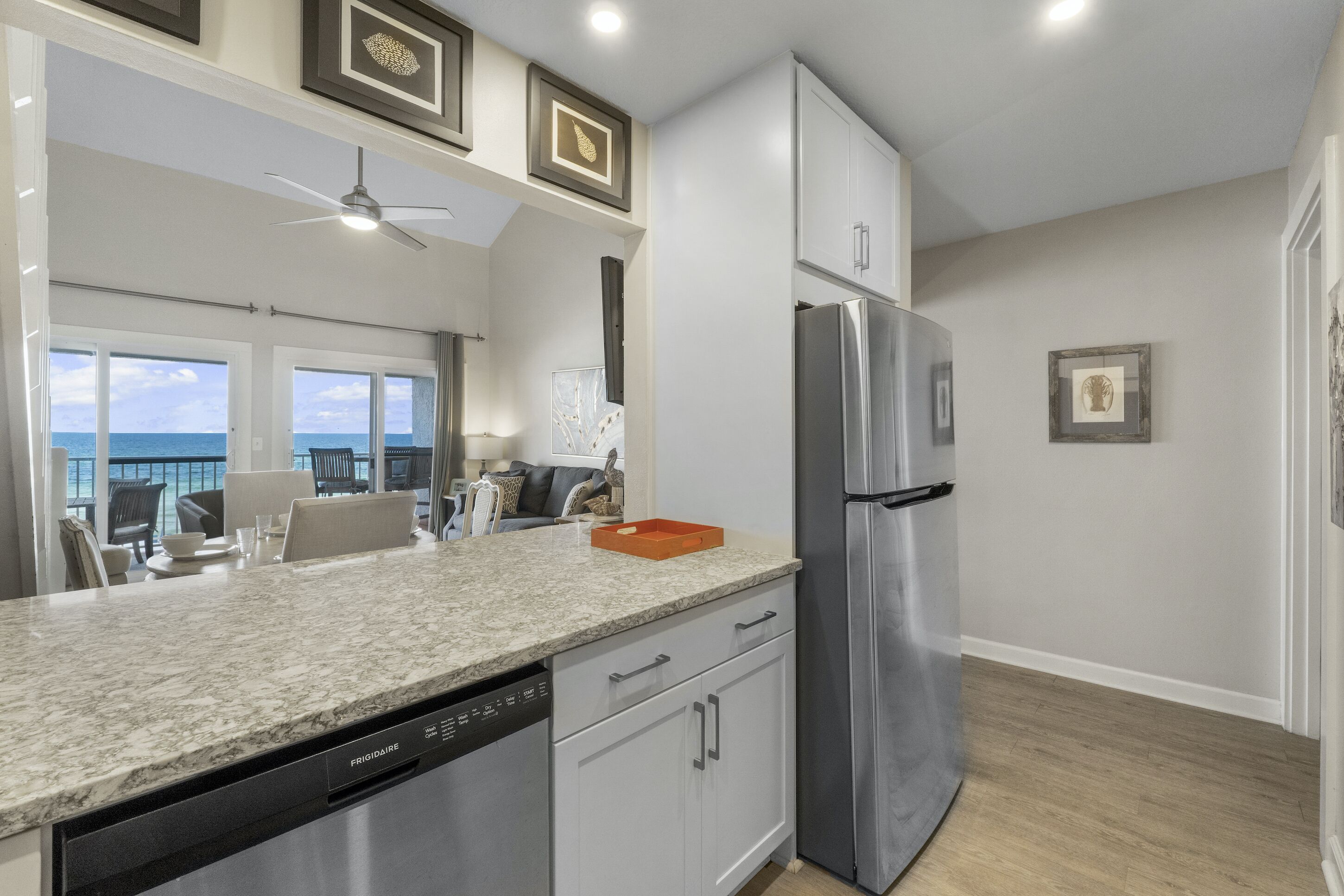 Condo, 2 Bedrooms | Private kitchen | Fridge, microwave, oven, stovetop