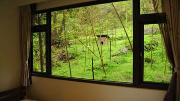 Firemannsrom – comfort, fjellutsikt | Utsikt fra rommet