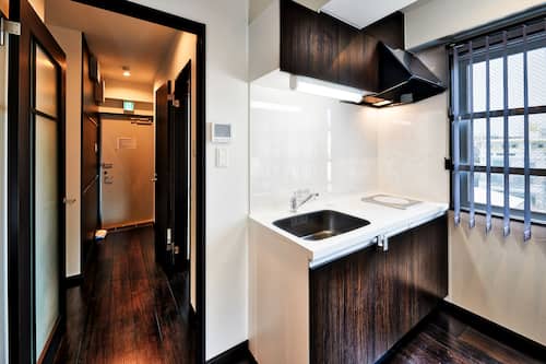 Comfort Apartment, Multiple Beds, Non Smoking, Kitchen | Private kitchen | Fridge, microwave, stovetop, electric kettle