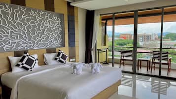 Deluxe Sea View | ๊ณ ๊ธ ์นจ๊ตฌ, ๊ฐ์ค ๋ด ๊ธ๊ณ , ์ฑ
์, ๋ฐฉ์ ์ค๋น