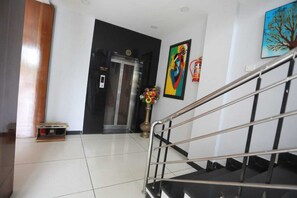 Lift - Hotel Shri Khedapati International (Dewas)