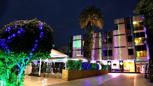 Property grounds - Hotel Shri Khedapati International (Dewas)