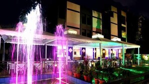 Restaurant - Hotel Shri Khedapati International (Dewas)