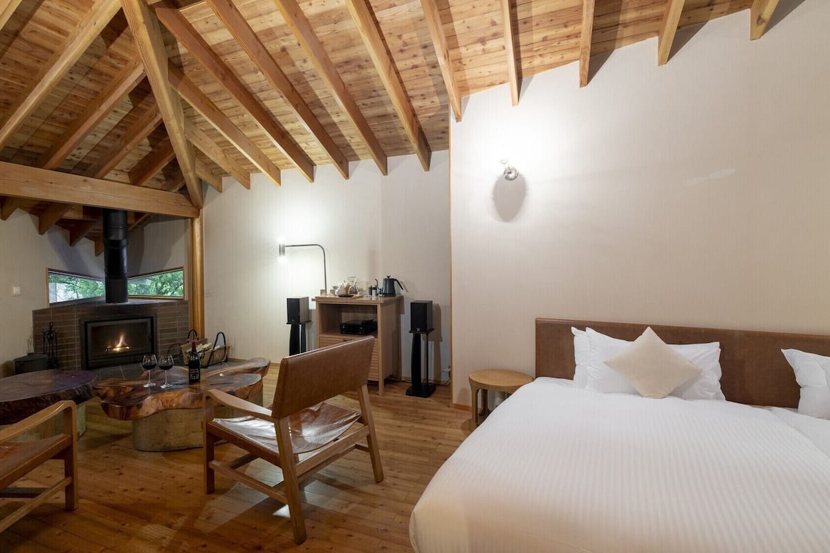 1 chambre, literie de qualité supérieure, couette en duvet d'oie