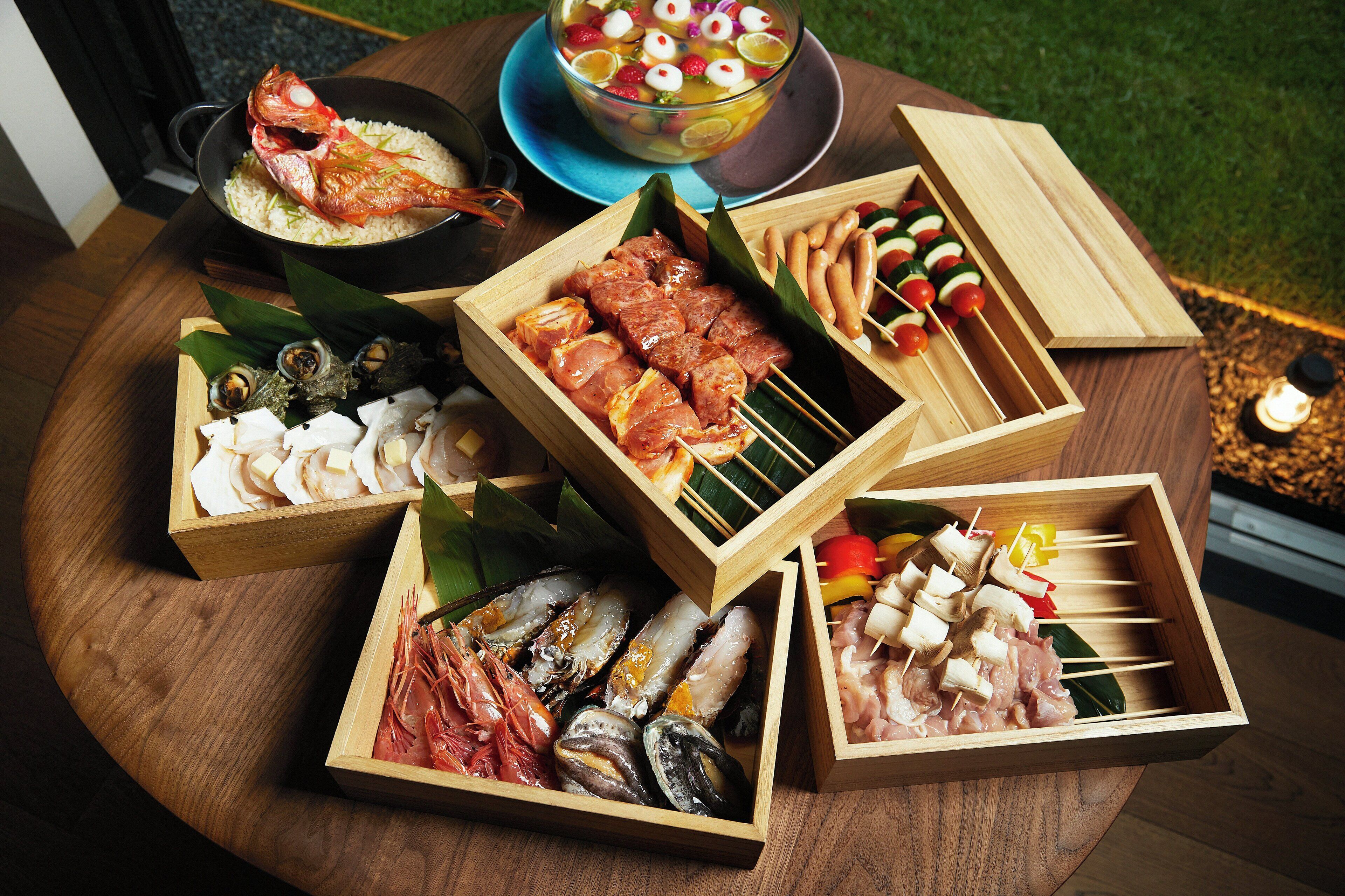 2 nhà hàng, phục vụ bữa sáng, bữa tối, món Nhật Bản 