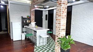 Standard Double Room, 1 Queen Bed | WiFi (free) - MOSC Guesthouse (Seoul)