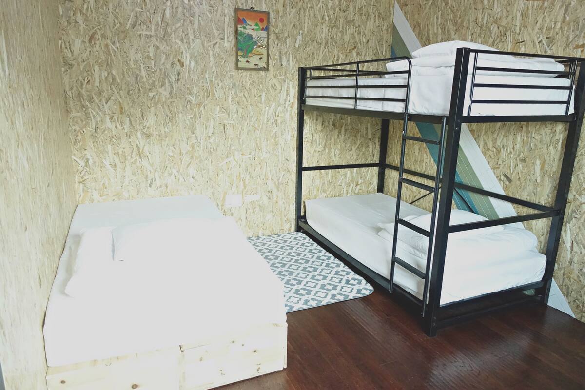 Habitación triple, baño privado | Wifi gratis