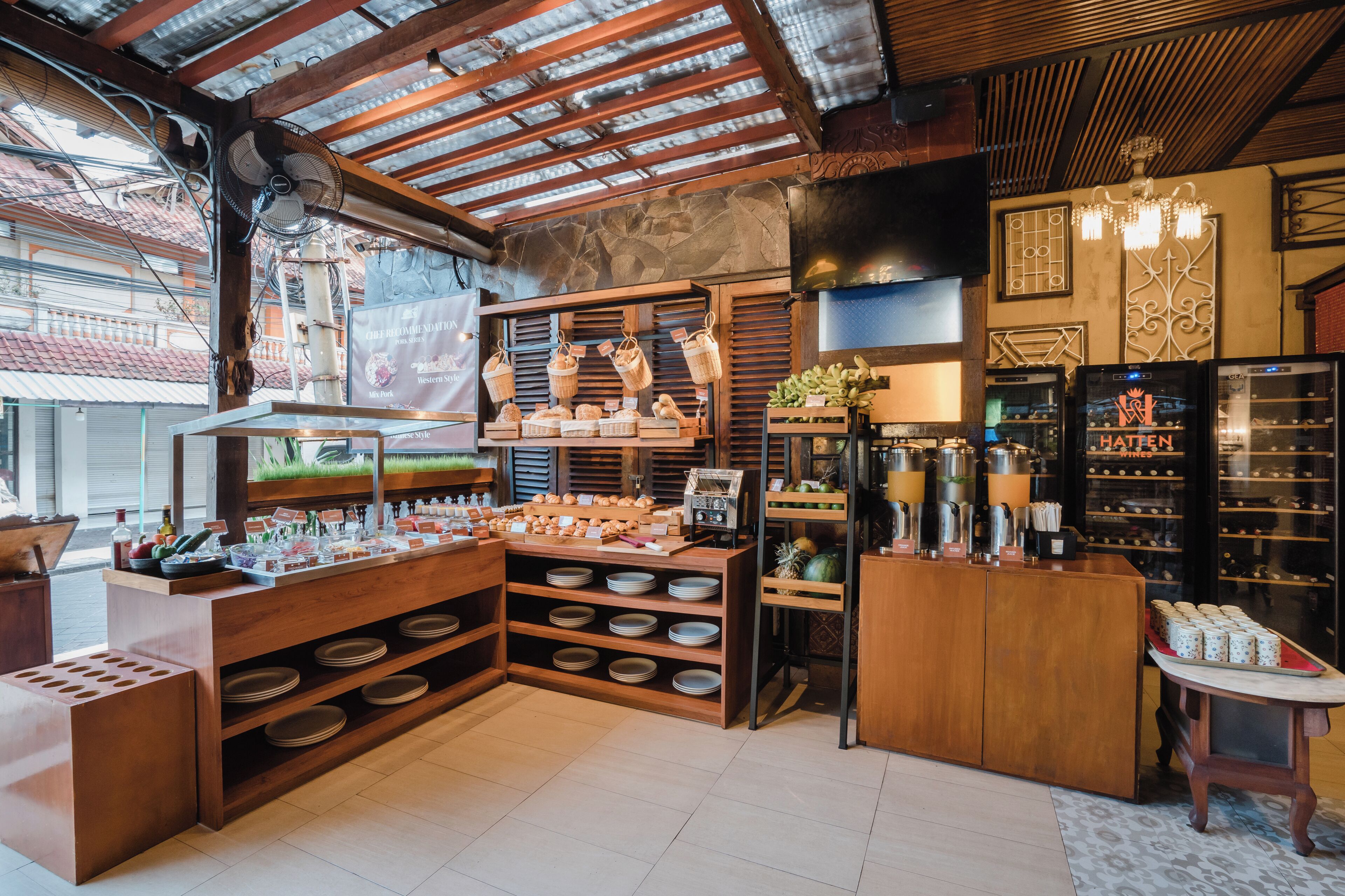 Sarapan siap masak setiap hari (IDR 130000 per orang)