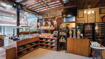 Ferdiglaget frokost hver dag (IDR 130000 per person)