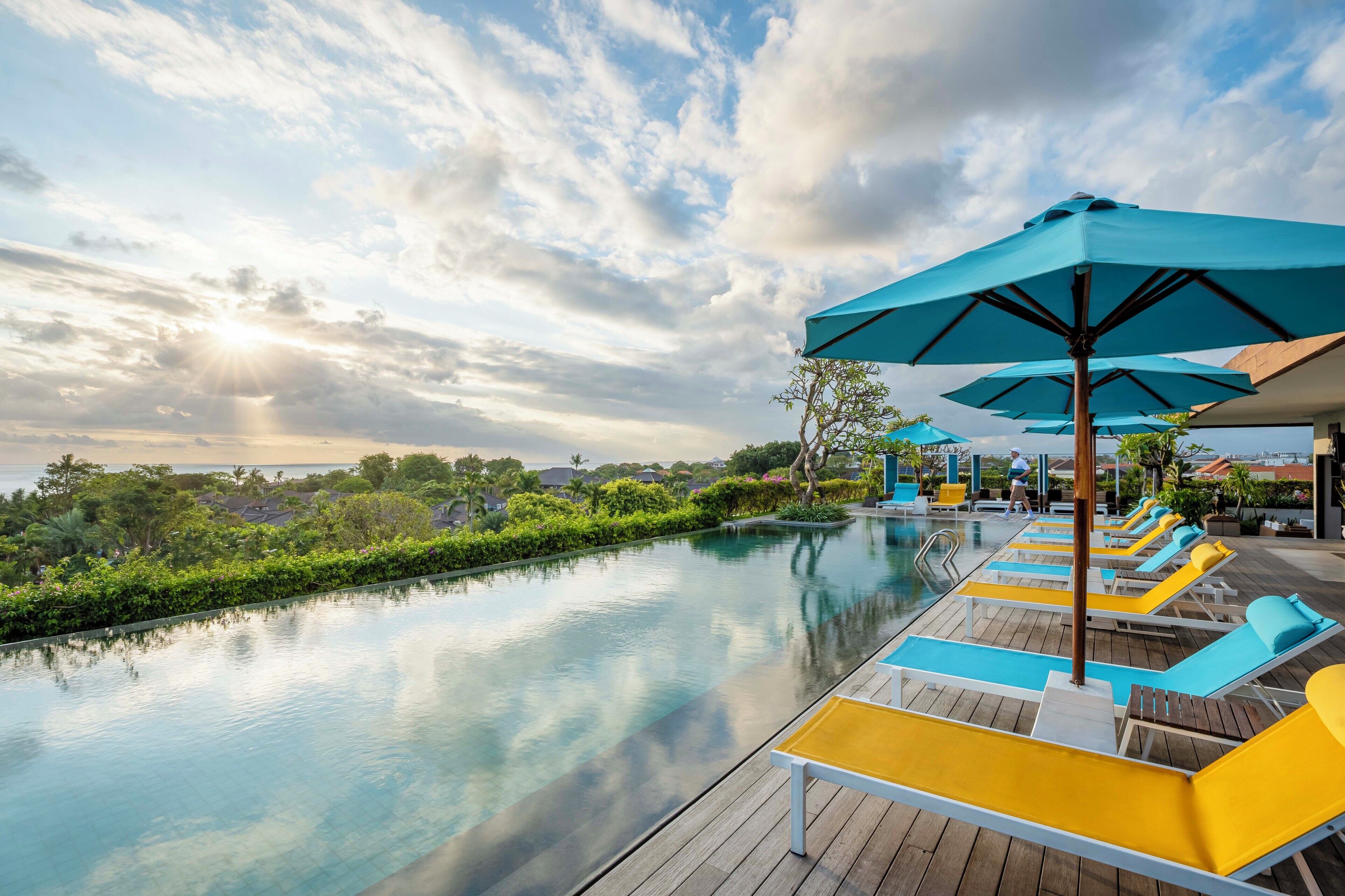Outdoor pool, pool loungers