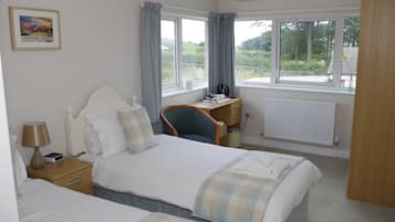 Twin Room | Iron/ironing board, free WiFi, bed sheets