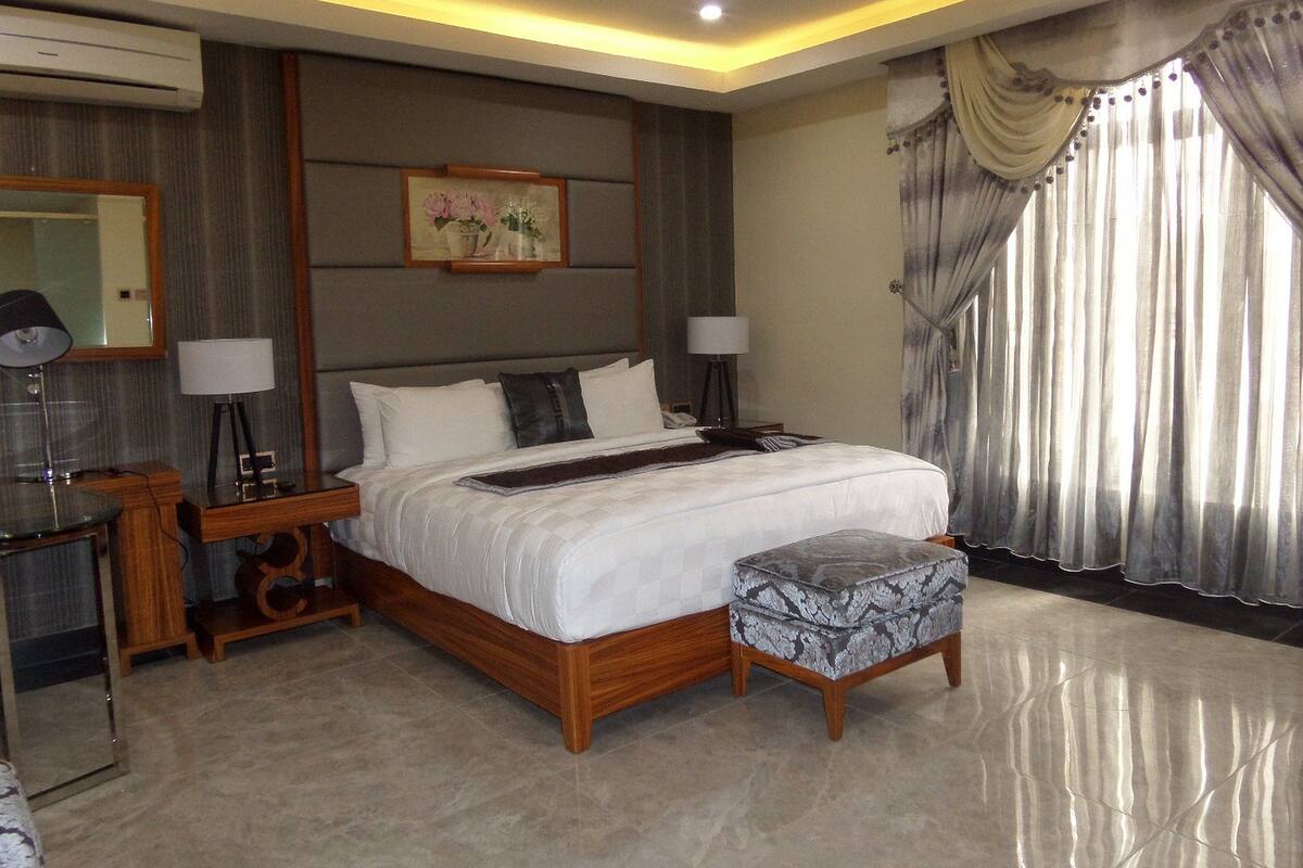 Deluxe Room, 1 Double Bed | Desk, free WiFi
