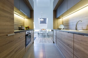 Penthouse, 2 Bedrooms | Private kitchen | Fridge, microwave, oven, stovetop - Vagabond Corvin (Budapest)