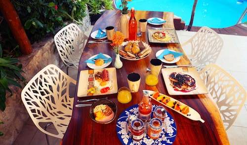 BLOOM Exclusive Boutique B&B - Adults Only