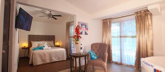 BLOOM Exclusive Boutique B&B - Adults Only