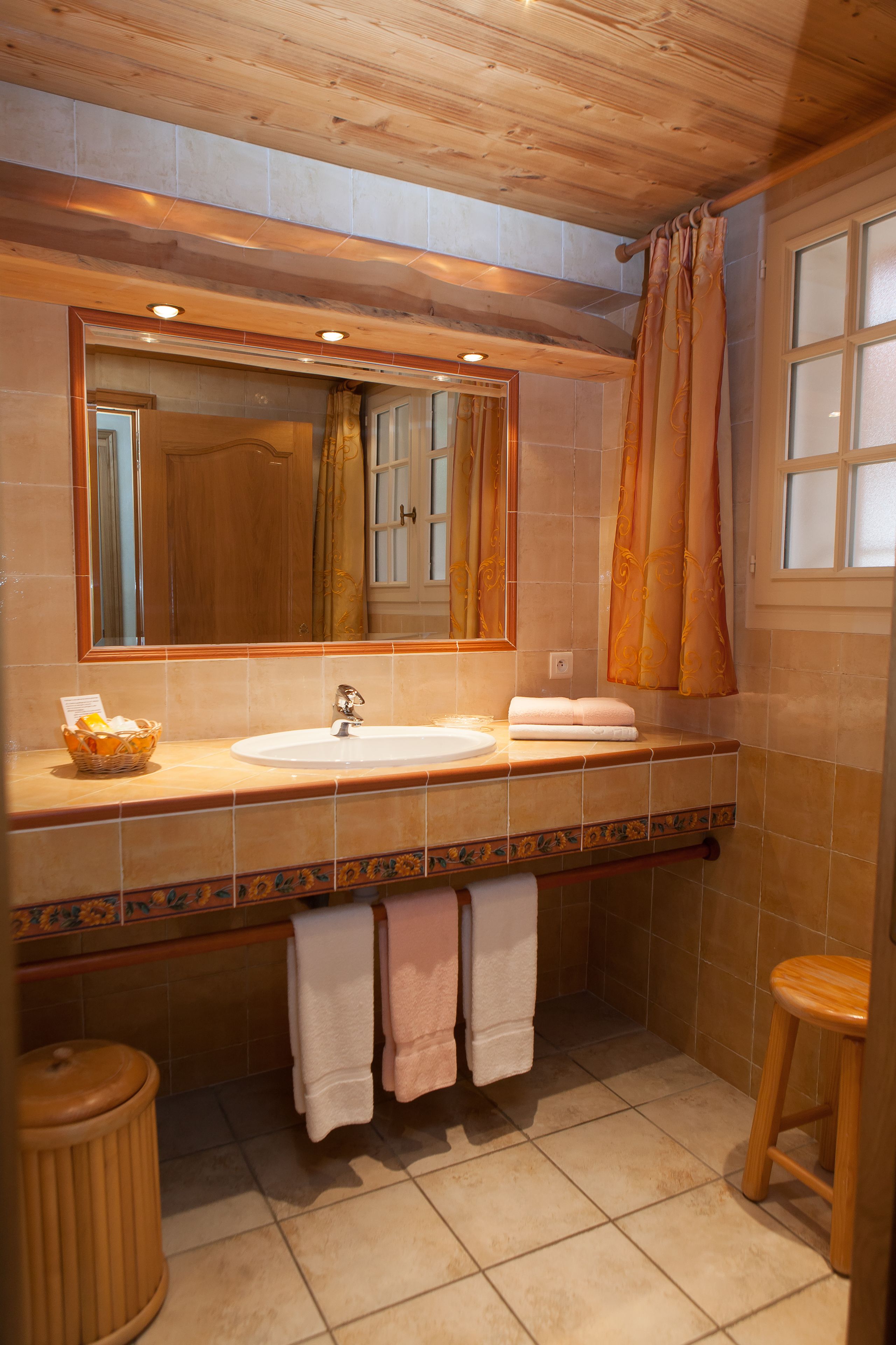 free toiletries, hair dryer, towels