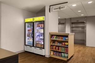 Snack bar
