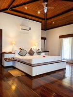 别墅, 3 间卧室, 阳台 | 9 多间卧室、迷你吧、办公桌、遮光窗帘