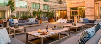 The Duniway Portland A Hilton Hotel